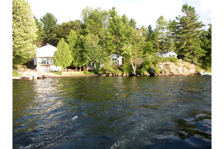 Group of Cottages Great for Family or Group Reunions in Ontario