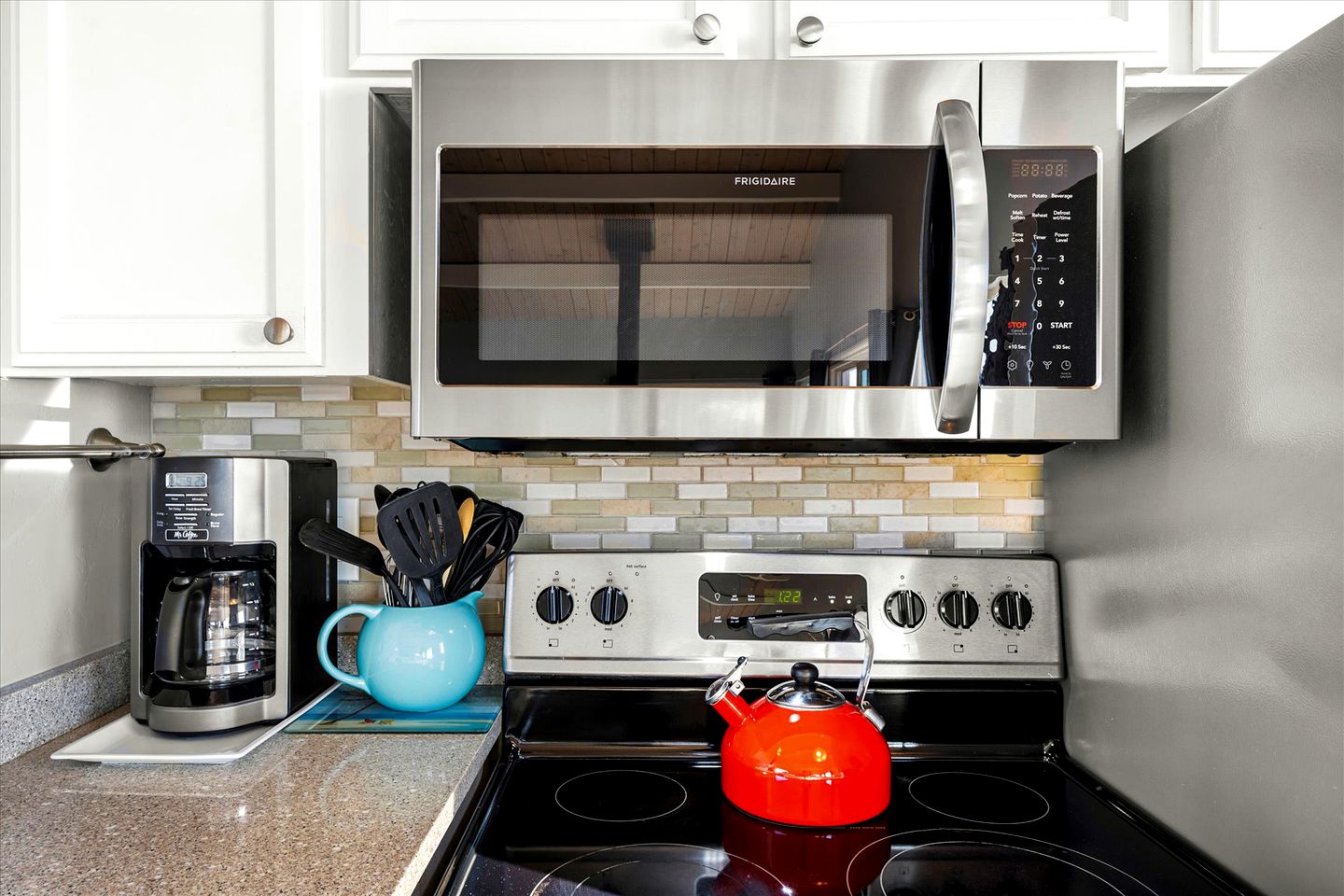 Dog Friendly Beach Vacation Rental with Coastal Views and Luxury Amenities in Bodega Bay, California