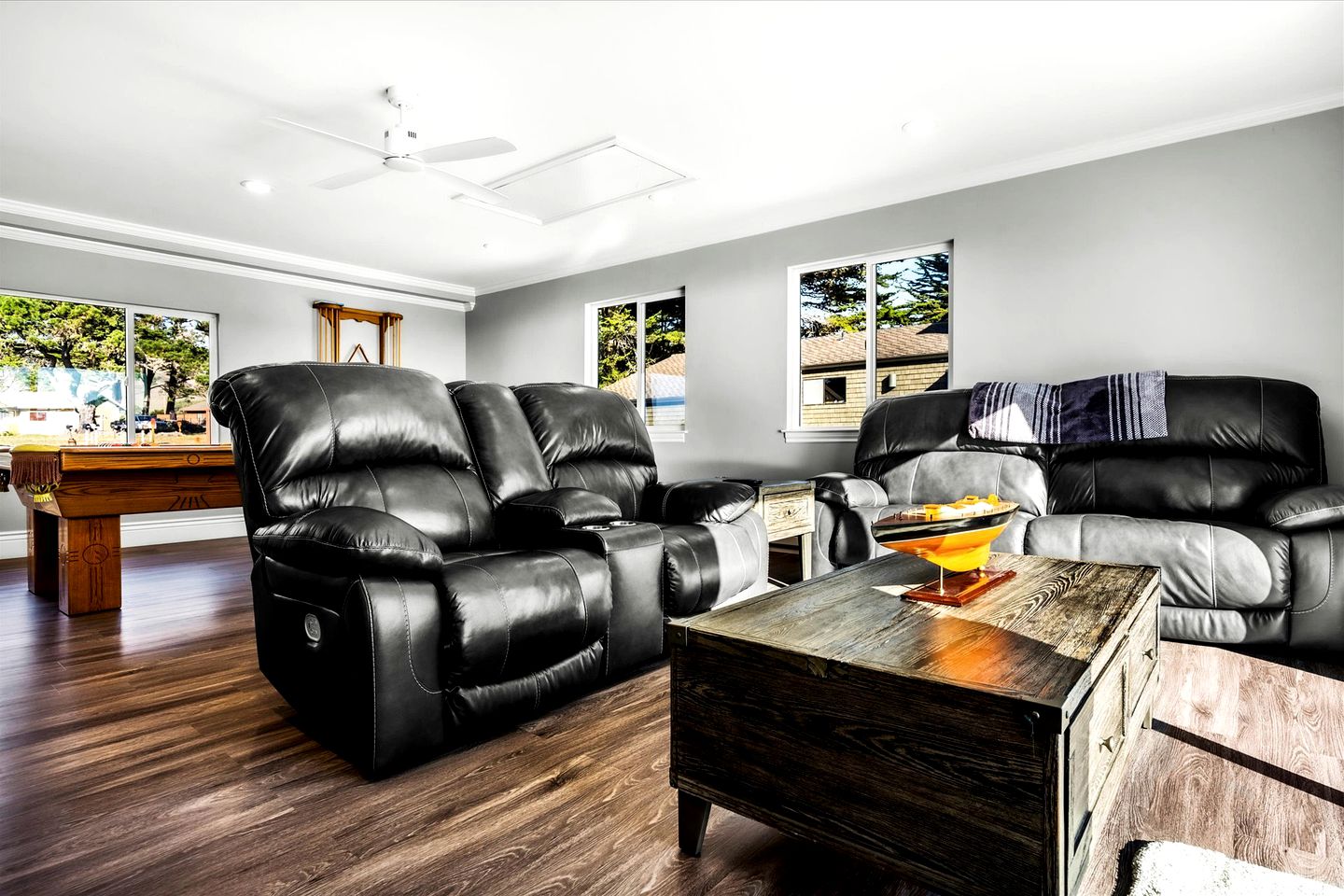 Dog Friendly Beach Vacation Rental with Coastal Views and Luxury Amenities in Bodega Bay, California