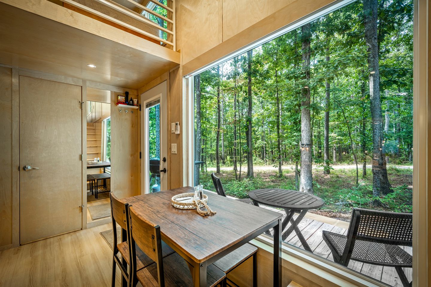 Glorious Lofted Container with Luxurious Indoor and Outdoor Spaces in Alabama