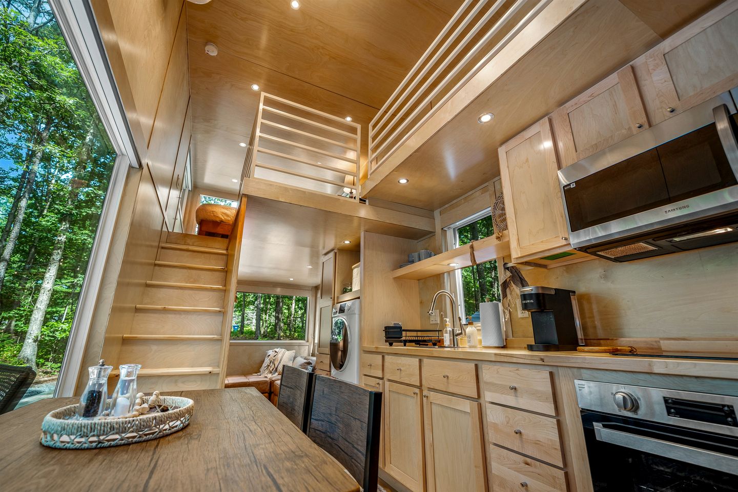 Glorious Lofted Container with Luxurious Indoor and Outdoor Spaces in Alabama