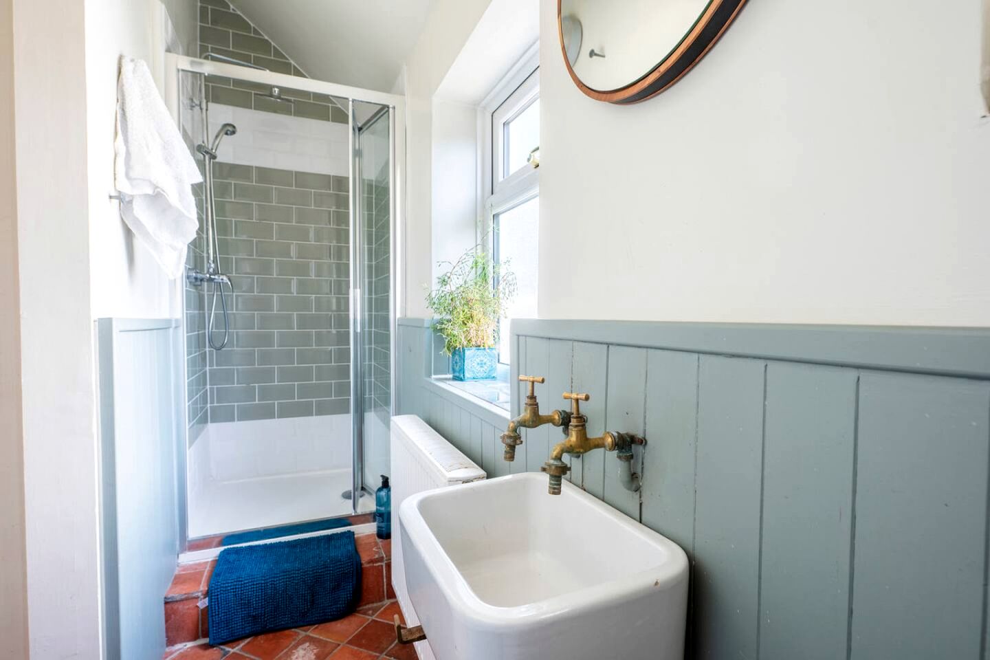 Charming Boho Cottage with Walled Garden near Dunraven Bay in Southerndown, Wales