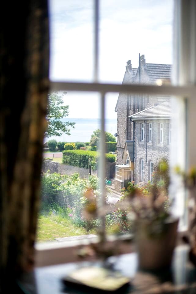 Charming Boho Cottage with Walled Garden near Dunraven Bay in Southerndown, Wales