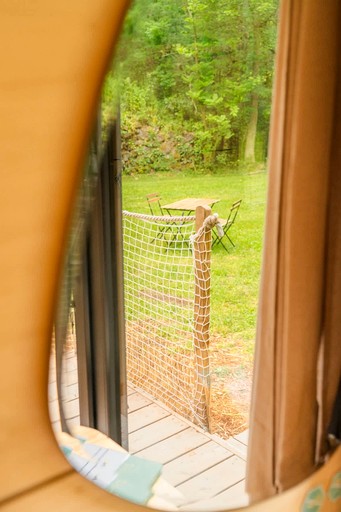 Tiny Houses (France, Saint-Diéry, Auvergne-Rhône-Alpes)