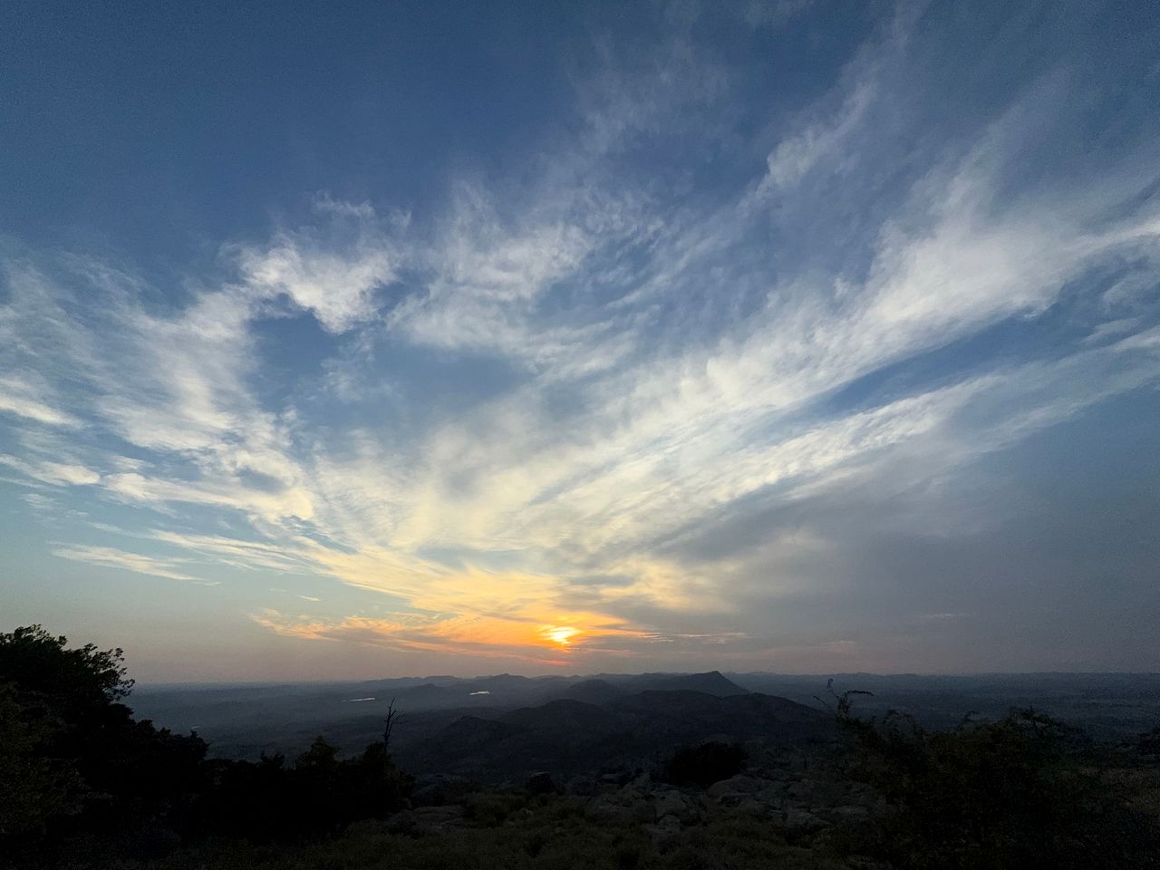Cozy Tiny Home with Private Patio & Hammock Chairs near Bath Lake in Medicine Park, Oklahoma
