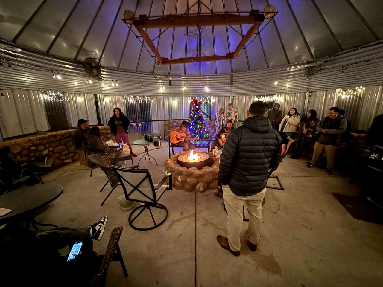 Unique Tiny House Retreat with Rooftop Deck near Cobblestone Shops in Medicine Park, OK