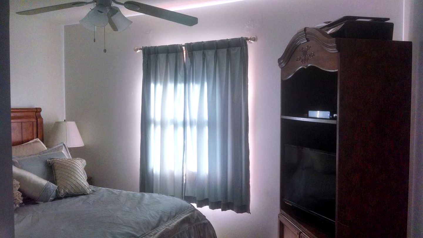 Cozy Cabin Rental with Stunning Views for Mountain Getaway in Boone, North Carolina