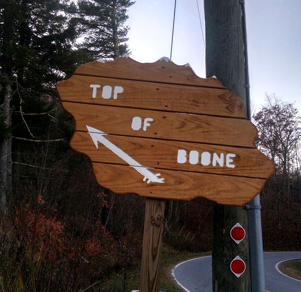 Cozy Cabin Rental with Stunning Views for Mountain Getaway in Boone, North Carolina