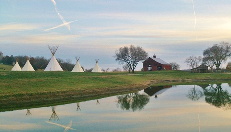 Tipis (Marthasville, Missouri, United States)