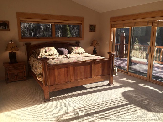 Log Cabins (Silverthorne, Colorado, United States)