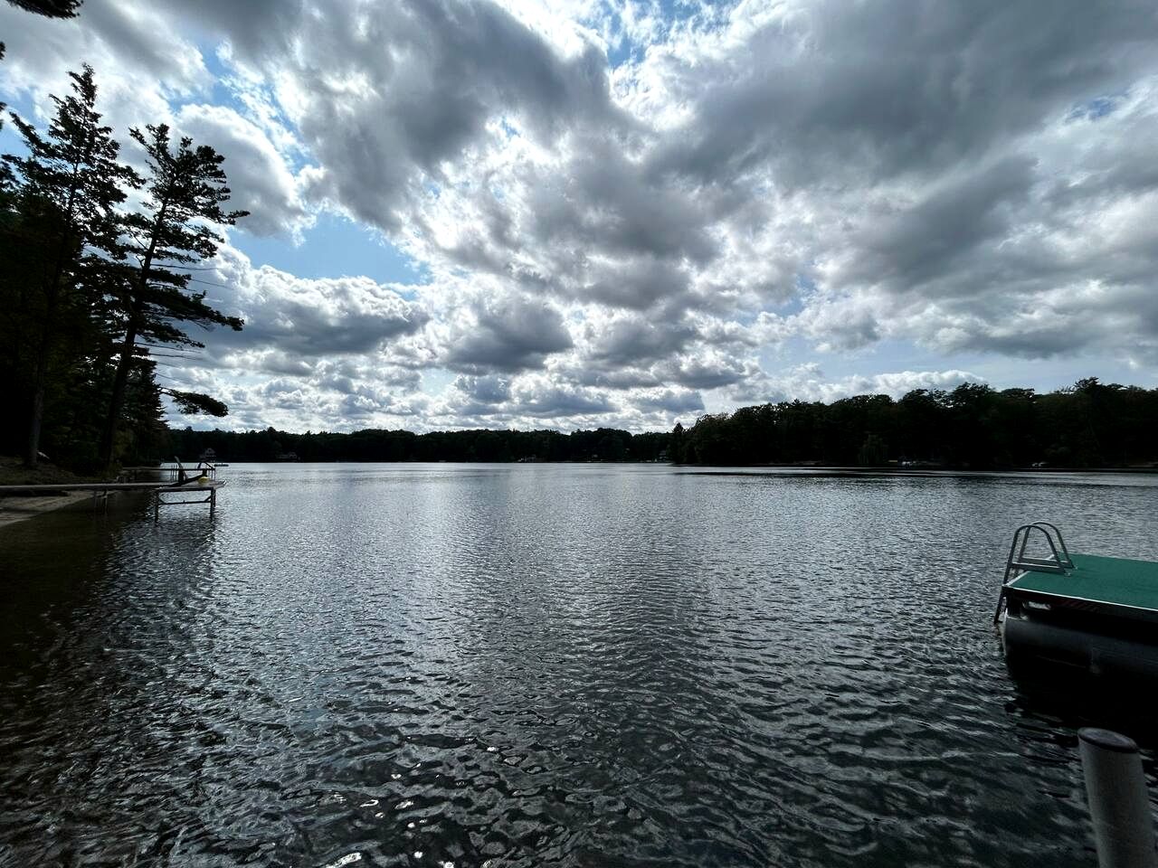 Charming Waterfront Cabins with Hot Tub & Private Beach Access near Traverse City, Michigan