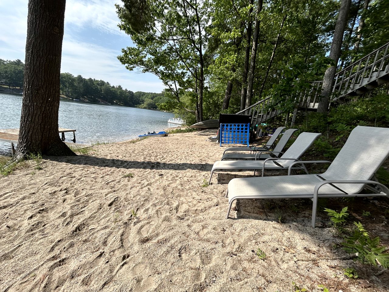 Charming Waterfront Cabins with Hot Tub & Private Beach Access near Traverse City, Michigan