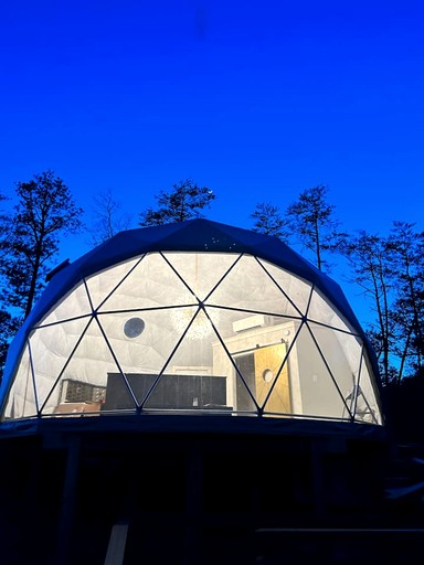 Domes (United States of America, Townsend, Tennessee)