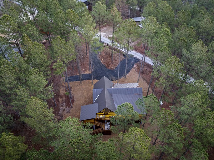 Cabins (United States of America, Broken Bow, Oklahoma)