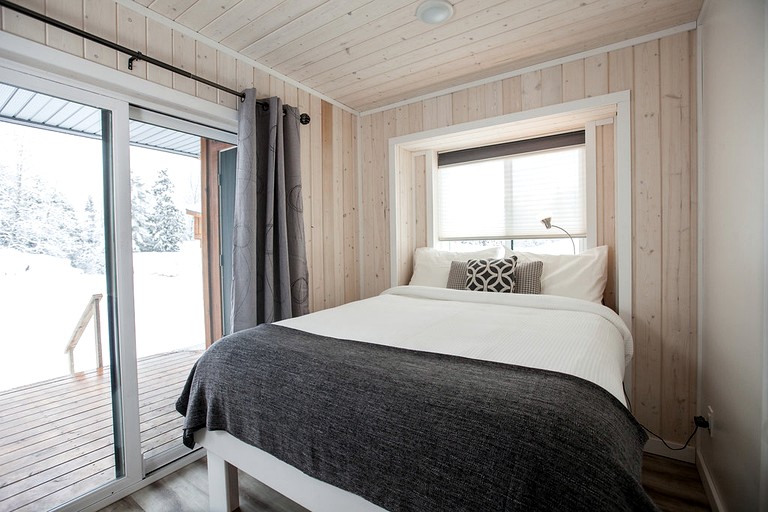 Contemporary Ski Cabin with a Fireplace in Revelstoke, British Columbia | Cabins (Revelstoke, British Columbia, Canada)