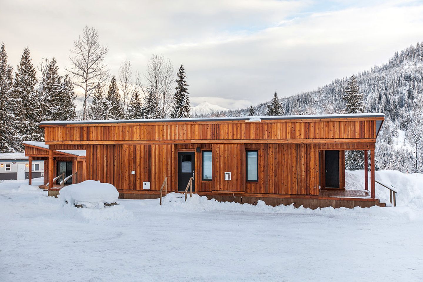 Contemporary Ski Cabin with a Fireplace in Revelstoke, British Columbia