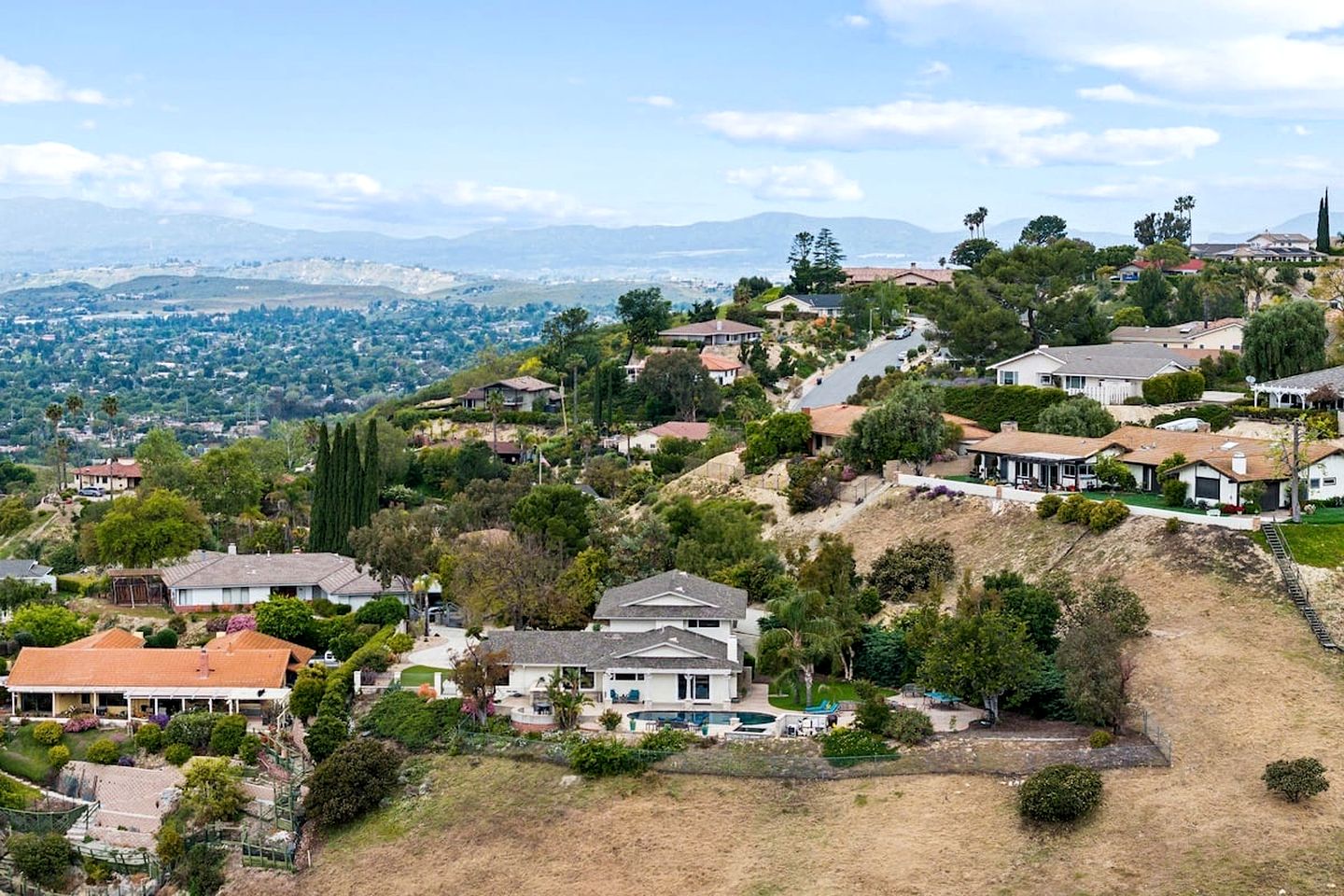 Impressive Cottage with Swimming Pool in Thousand Oaks, California