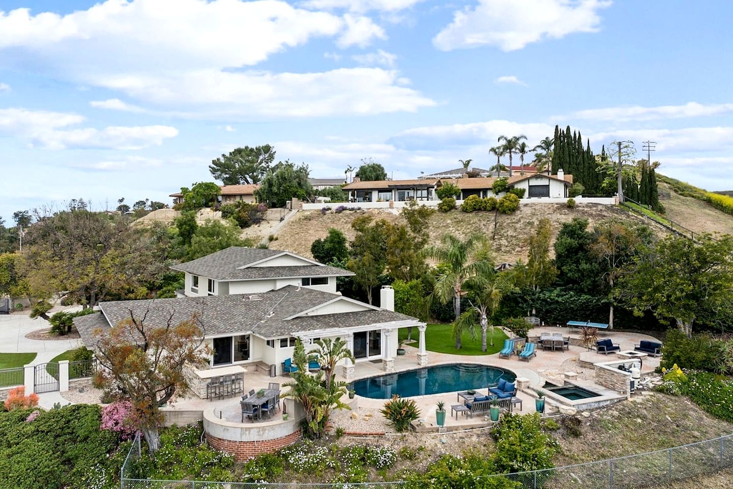 Impressive Cottage with Swimming Pool in Thousand Oaks, California