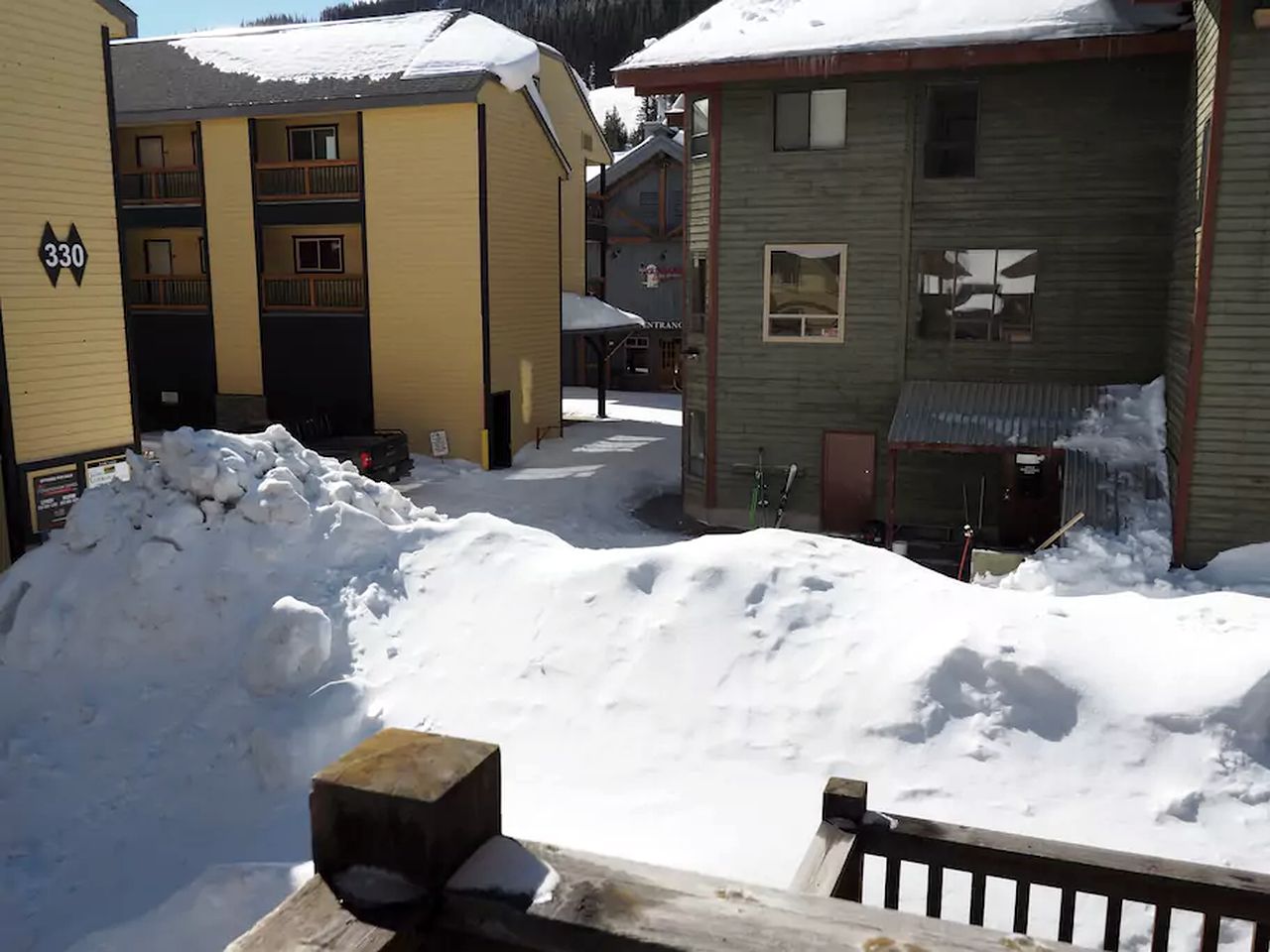 Large Unique Rental in Apex Mountain Village, British Columbia