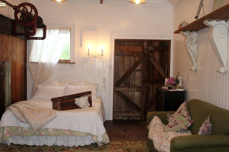 Barns (Puhoi, North Island, New Zealand)