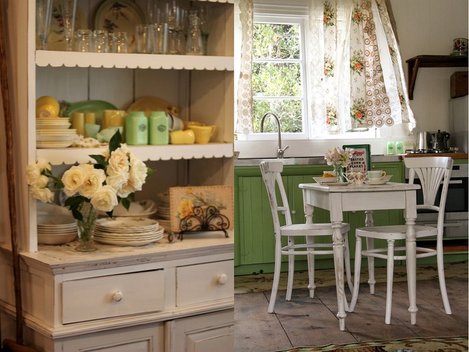 Barns (Puhoi, North Island, New Zealand)