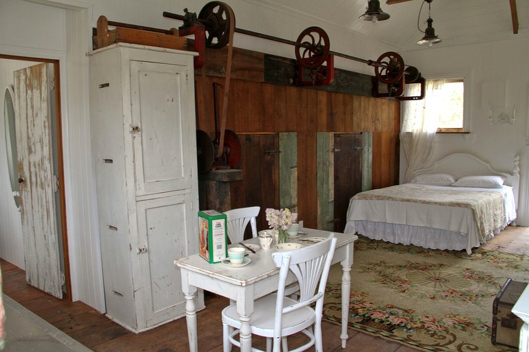 Barns (Puhoi, North Island, New Zealand)