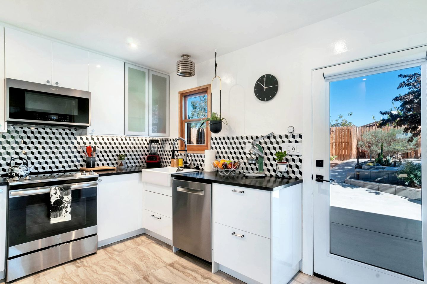 Boutique Glamping Escape near Joshua Tree