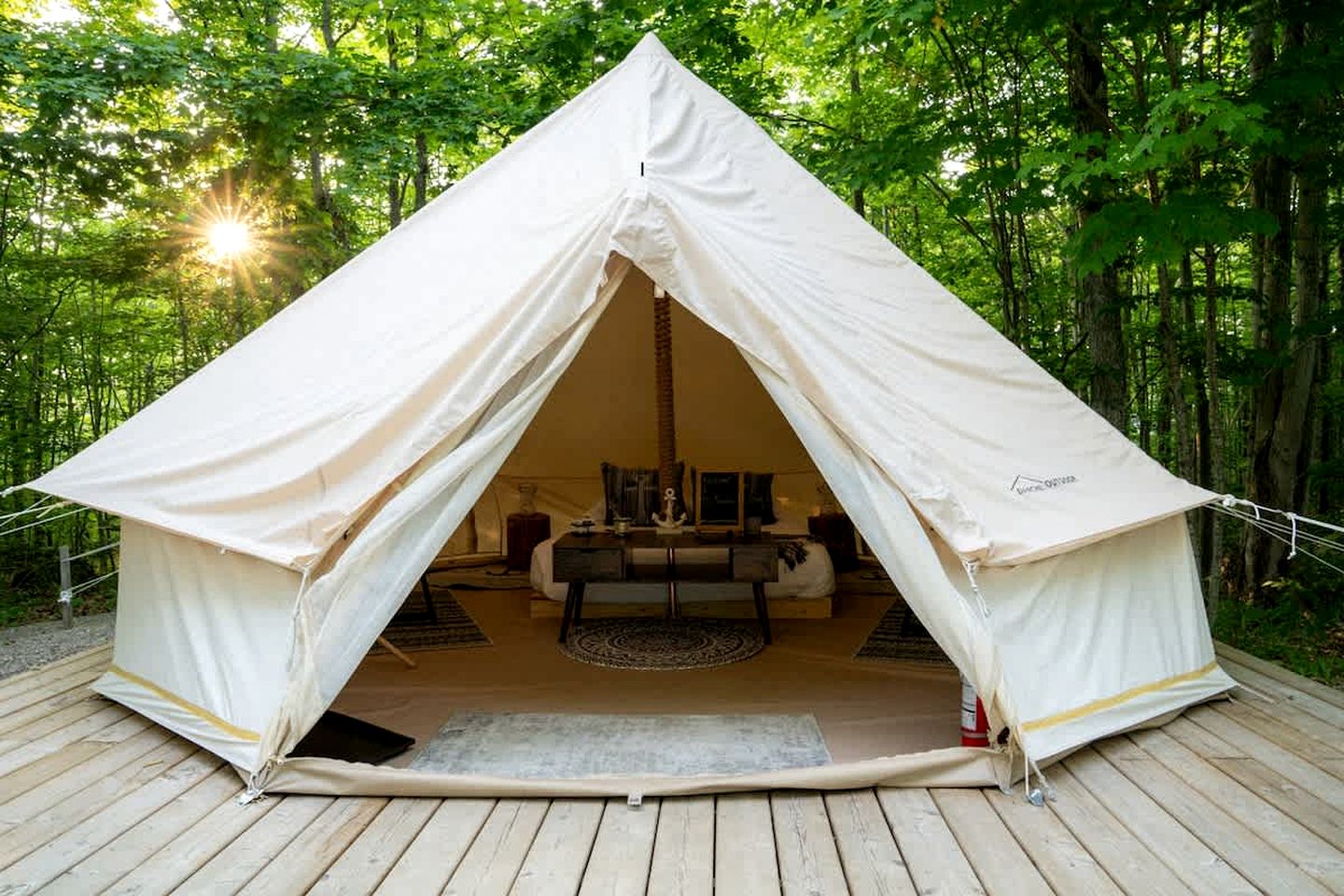 Boutique Glamping Romance: Stylish Bell Tent Getaway in Ontario's Hidden Gem