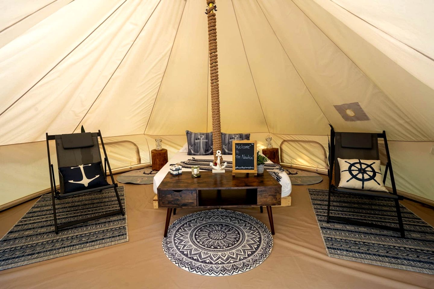 Boutique Glamping Romance: Stylish Bell Tent Getaway in Ontario's Hidden Gem