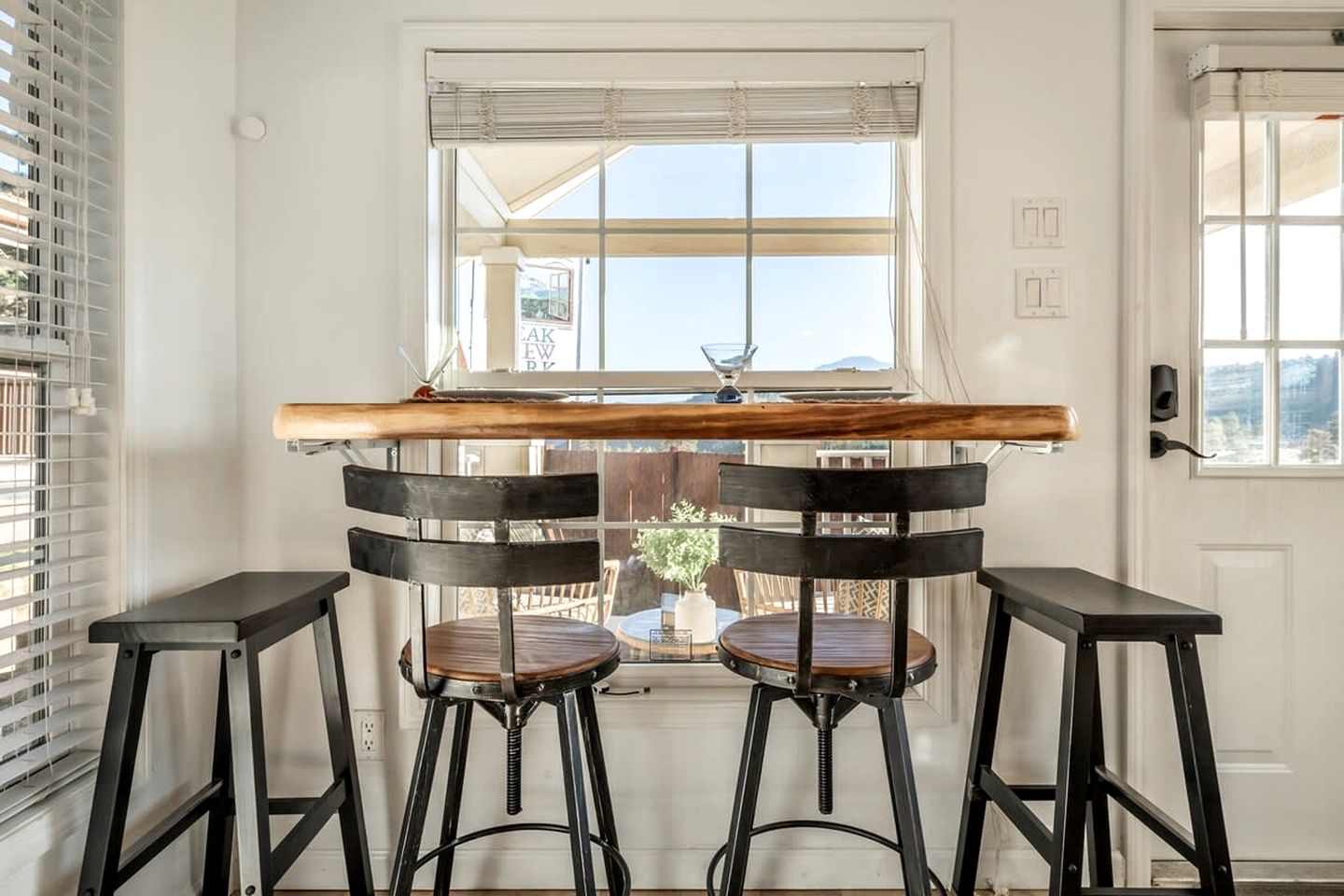 Boutique and Charming Tiny House with Views of Pike Peak in Woodland Park, Colorado