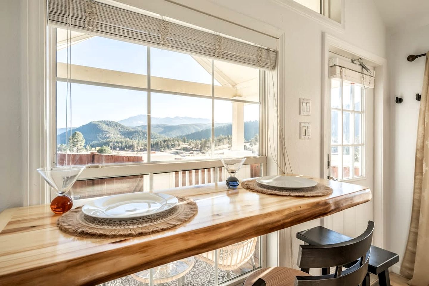 Boutique and Charming Tiny House with Views of Pike Peak in Woodland Park, Colorado