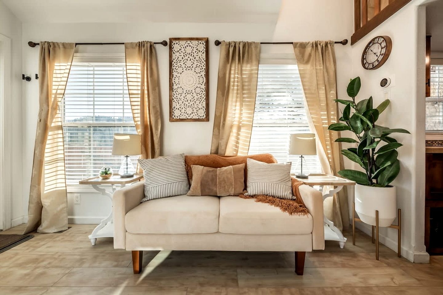 Boutique and Charming Tiny House with Views of Pike Peak in Woodland Park, Colorado