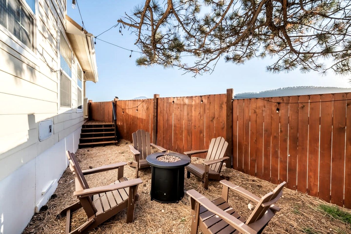 Boutique and Charming Tiny House with Views of Pike Peak in Woodland Park, Colorado