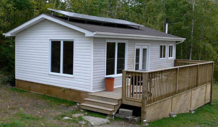 Cottages (Lavigne, Ontario, Canada)