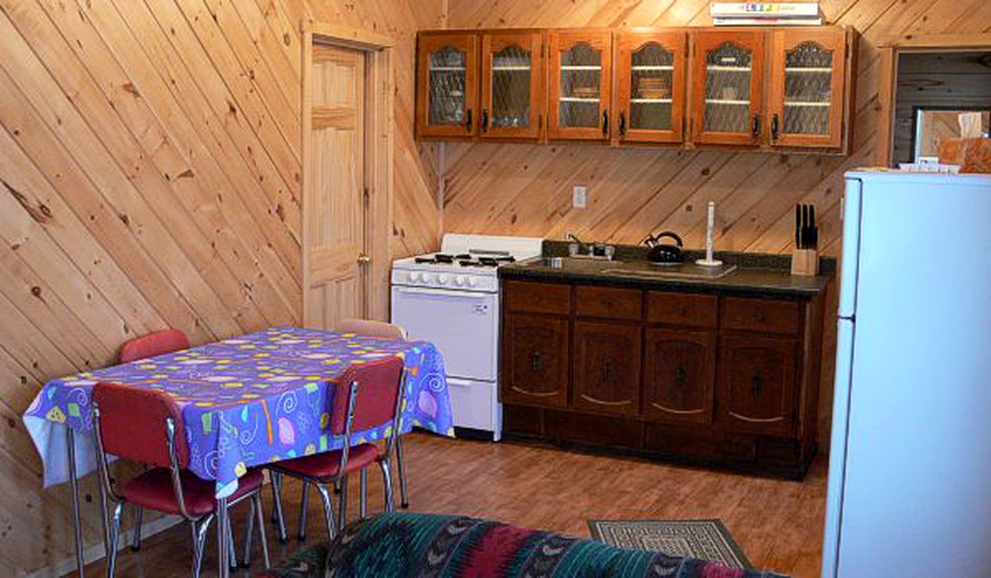 Lakeside Cottage Rental with Private Dock near North Bay, Ontario