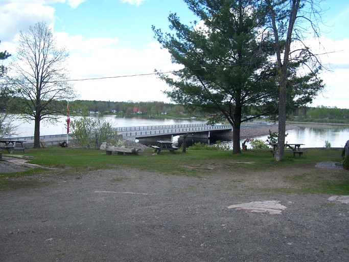 Bowhey's West Nipissing Resort Marina & Cafe, Cottages 35047, Lavigne