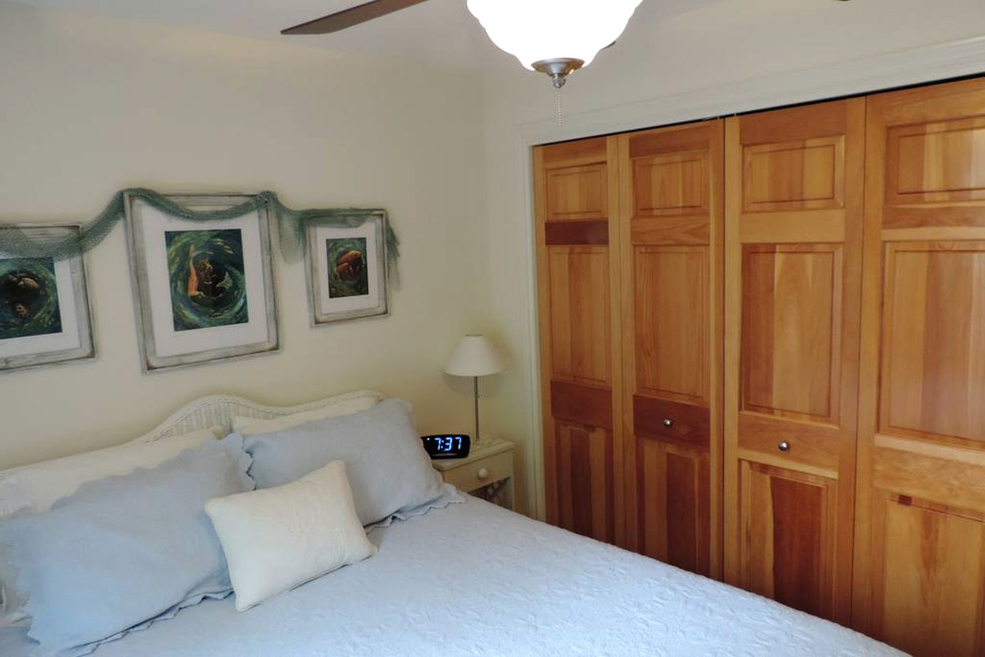 Gorgeous Lakefront Cottage Rental near Ellsworth and Acadia National Park, Maine