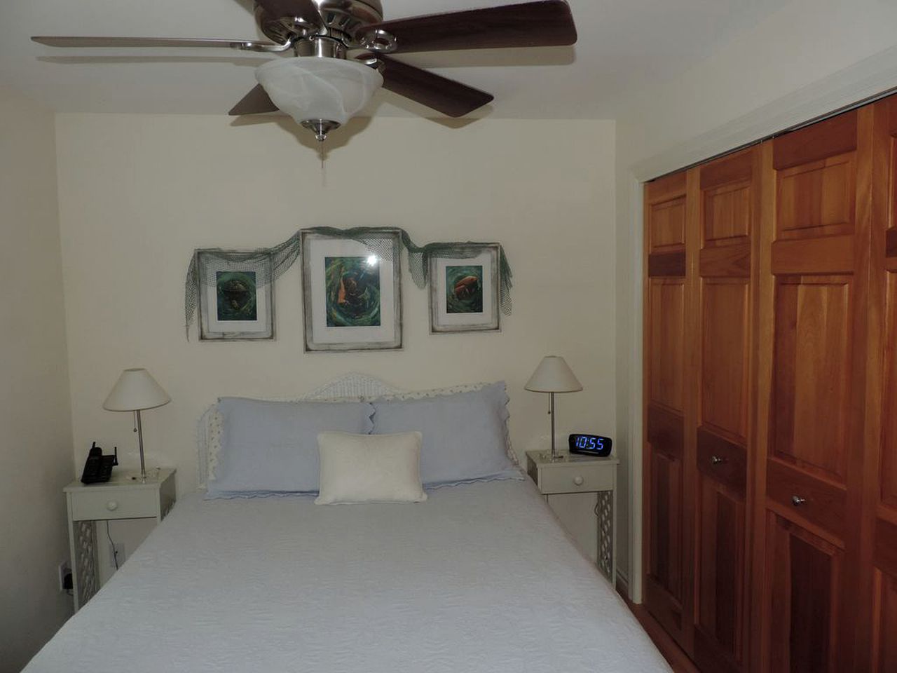 Gorgeous Lakefront Cottage Rental near Ellsworth and Acadia National Park, Maine