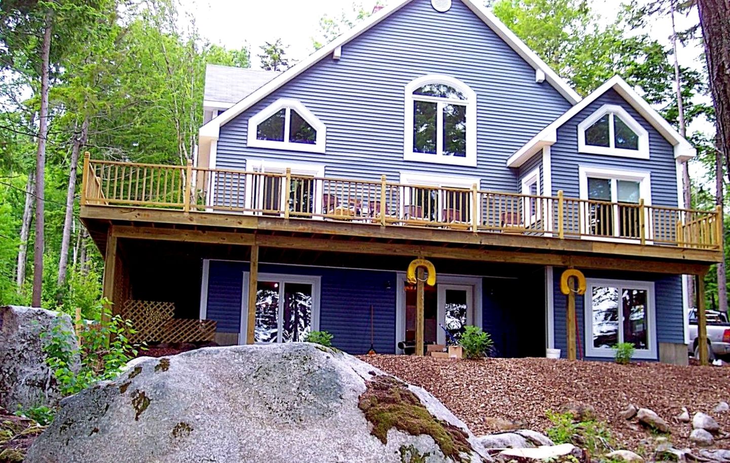Gorgeous Lakefront Cottage Rental near Ellsworth and Acadia National Park, Maine