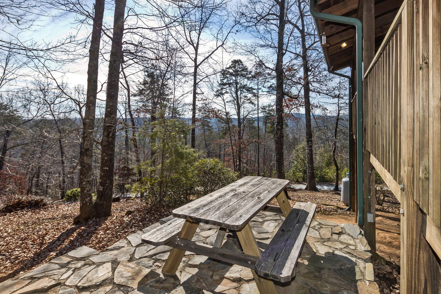 Brand New to VRBO Cabin Mirror lake accessRiverbend at Lake Lure