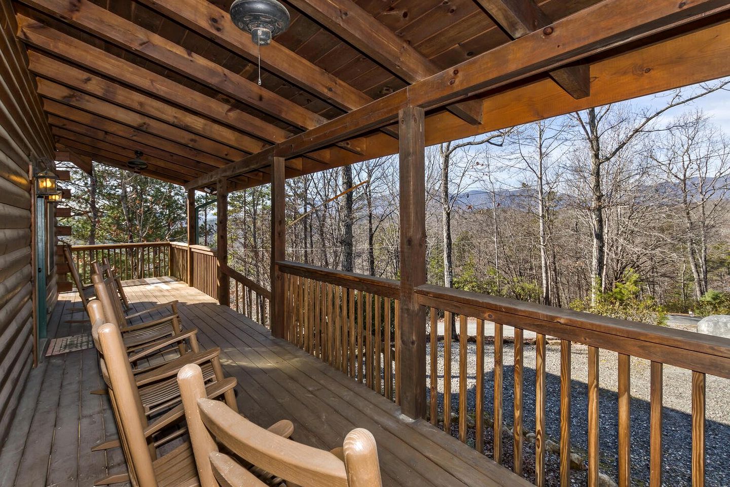 Brand New to VRBO Cabin Mirror lake accessRiverbend at Lake Lure