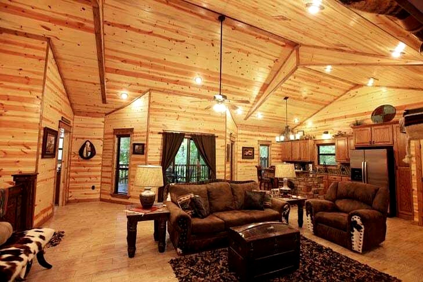 Romantic Cabin Getaway for Two with Hot Tub, Pond & Western Charm in Beavers Bend