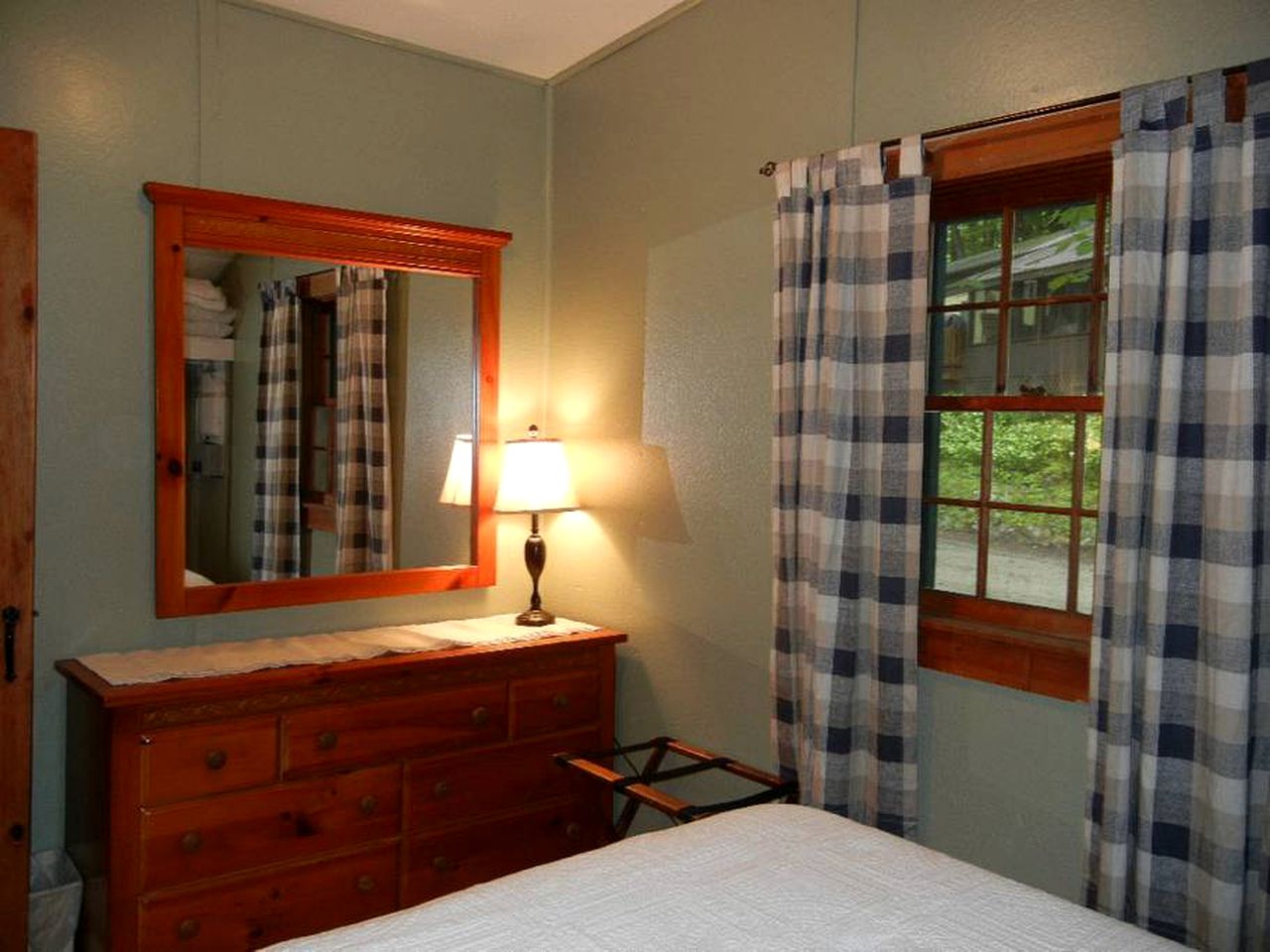 Lovely Lakeside Cabin Rental near Pharaoh Lake Wilderness Area in New York