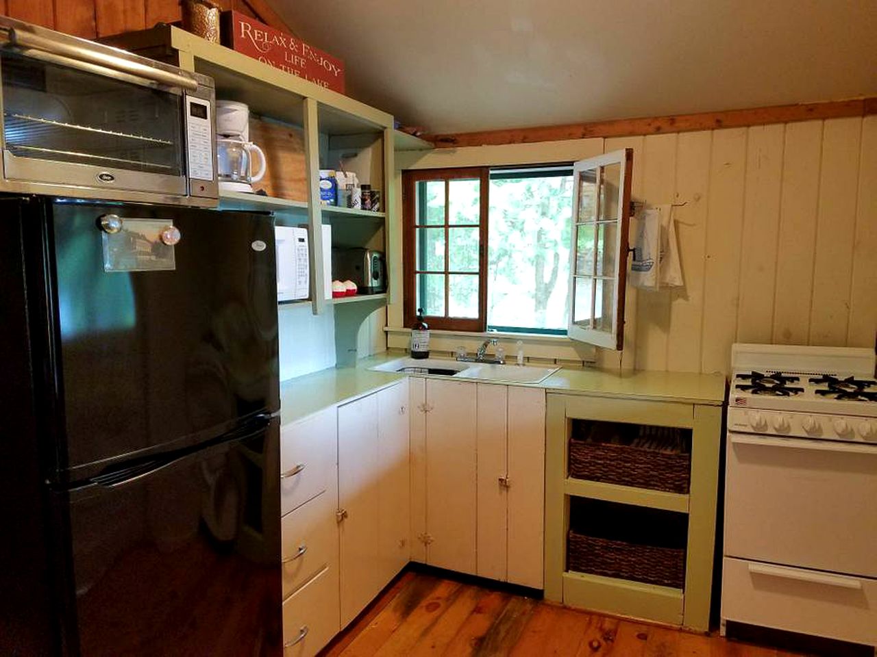 Lovely Lakeside Cabin Rental near Pharaoh Lake Wilderness Area in New York