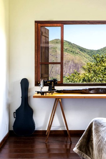 Cottages (Brazil, Mirantão, Minas Gerais)