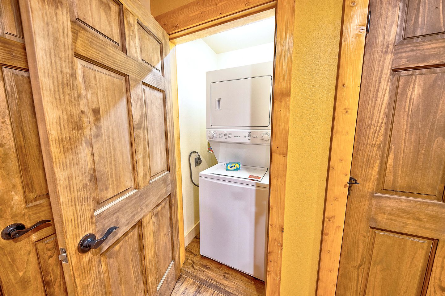 Secluded Cabin with Sauna, Home Theater, Game Room and Outdoor Pool in Gatlinburg, Tennessee