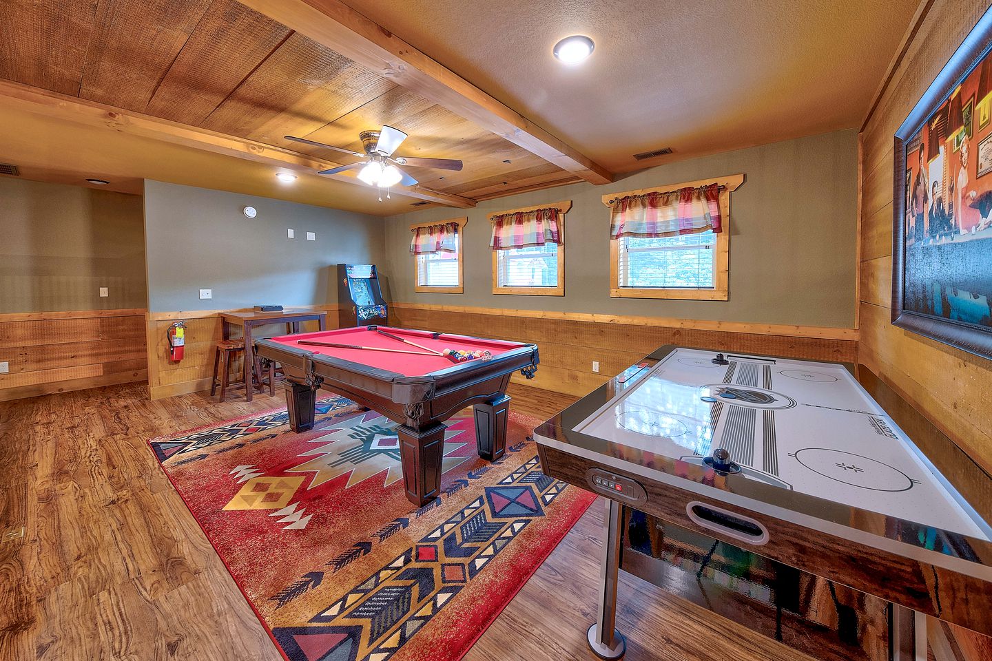 Secluded Cabin with Sauna, Home Theater, Game Room and Outdoor Pool in Gatlinburg, Tennessee