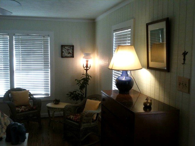 Cabins (Austin, Texas, United States)