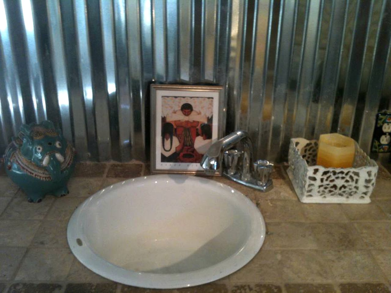 Rustic Cabin Getaway with a Huge Patio near Beautiful Austin, Texas