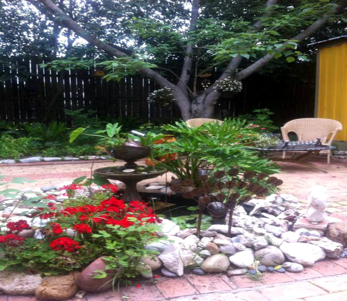 Rustic Cabin Getaway with a Huge Patio near Beautiful Austin, Texas